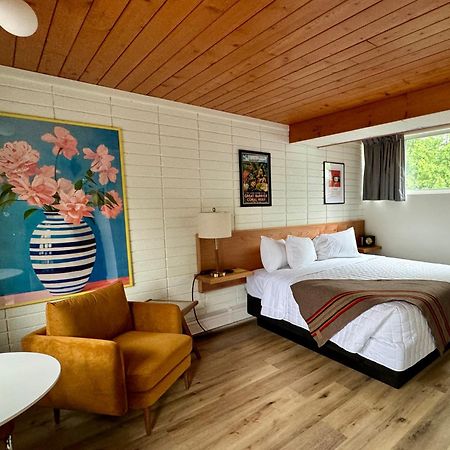 The Sierra Motel Traverse City Exterior foto